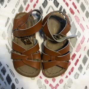 saltwater sandals | toddler size 7